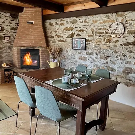 Il Rustico Шале Colleretto Castelnuovo